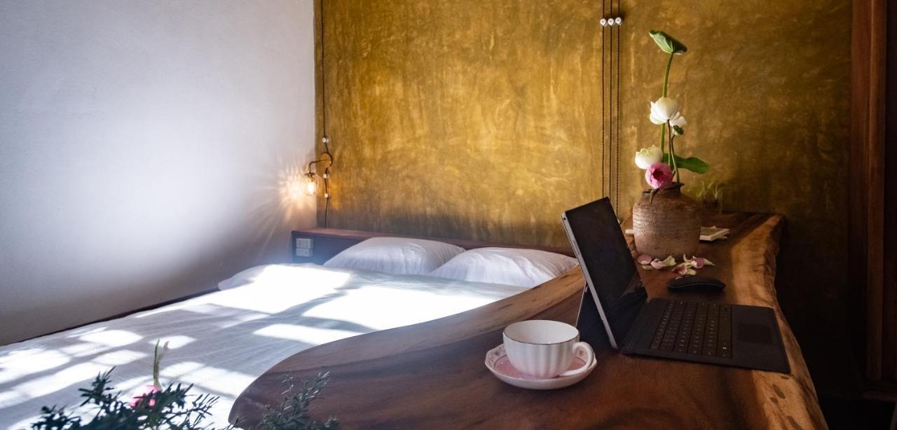 Leranda Homestay Hué Extérieur photo