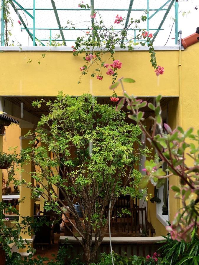 Leranda Homestay Hué Extérieur photo